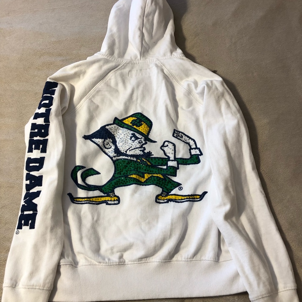Size medium women’s Notre Dame zip hoodie